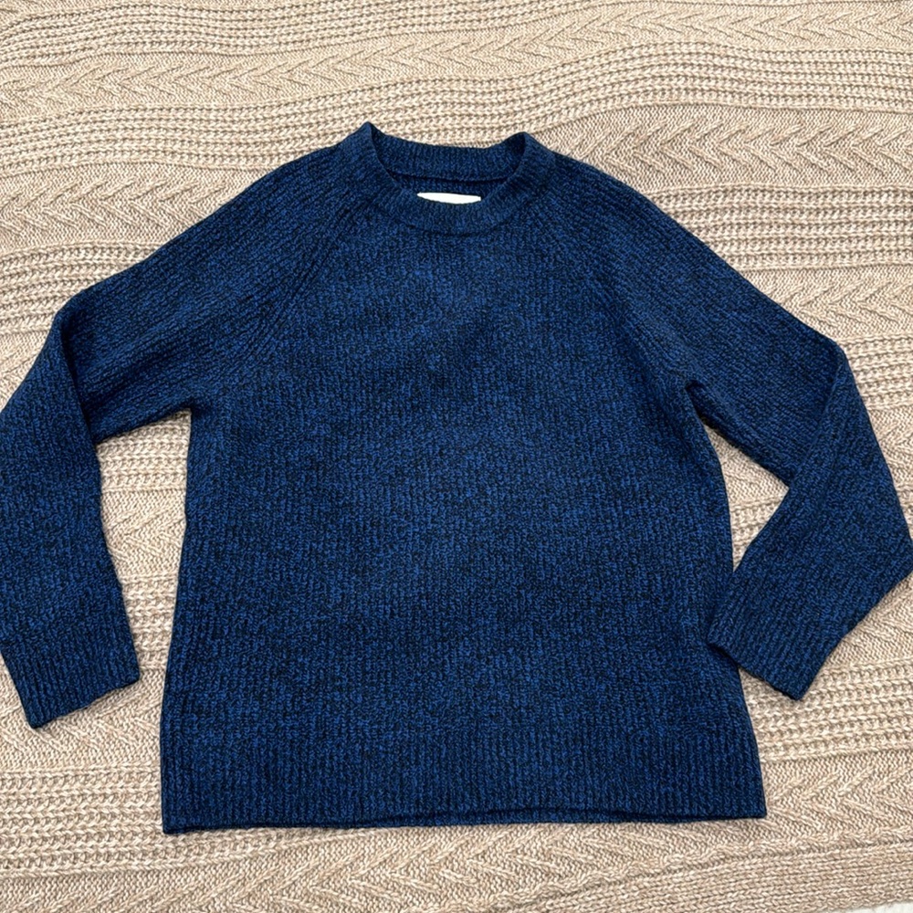 Men’s sweater